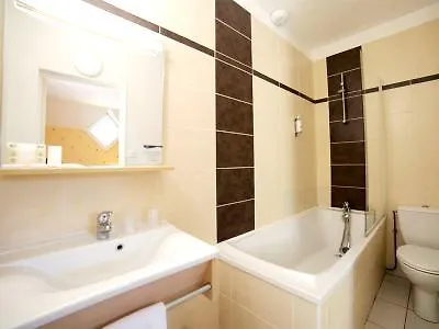 Le Saint Aubert Hotel