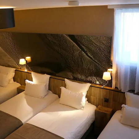 Hotel Le Saint Aubert 3*