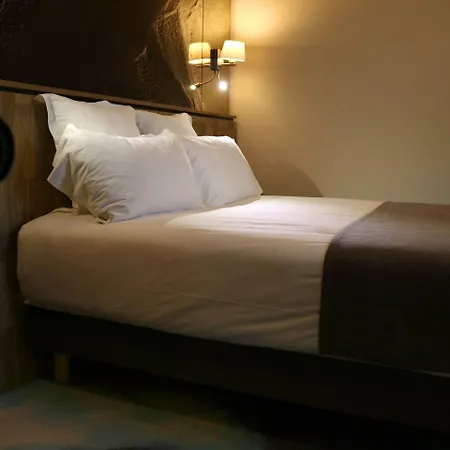 Le Saint Aubert Hotel