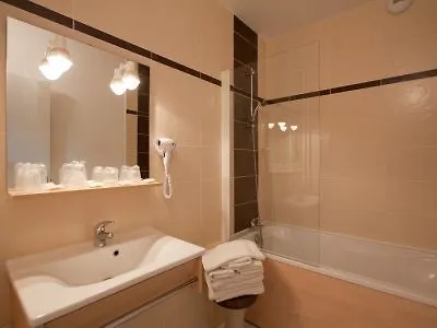 Hotel Le Saint Aubert Mont St. Michel