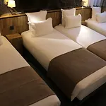 圣奥伯特酒店 酒店