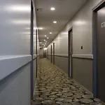 圣奥伯特酒店 酒店