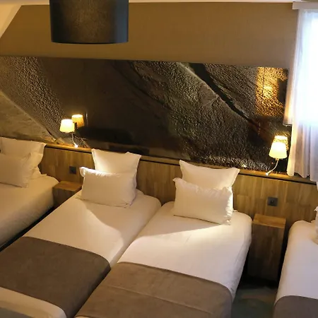 Le Saint Aubert מלון 3*