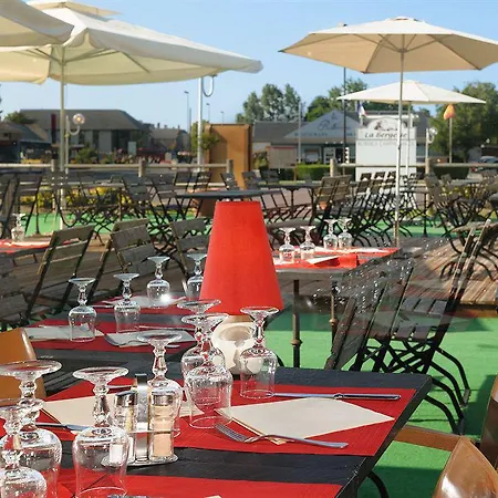 Hotel Le Saint Aubert Mont St. Michel