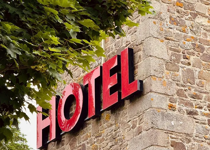 Le Saint Aubert Hotel