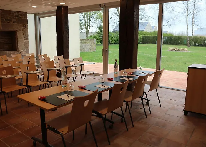 Le Saint Aubert Hotel